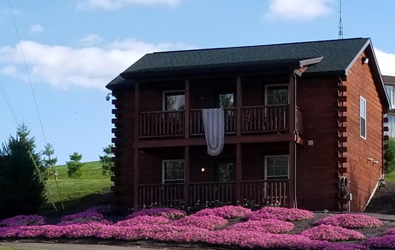 Amish Blessings Cabins Millersburg Exterior photo